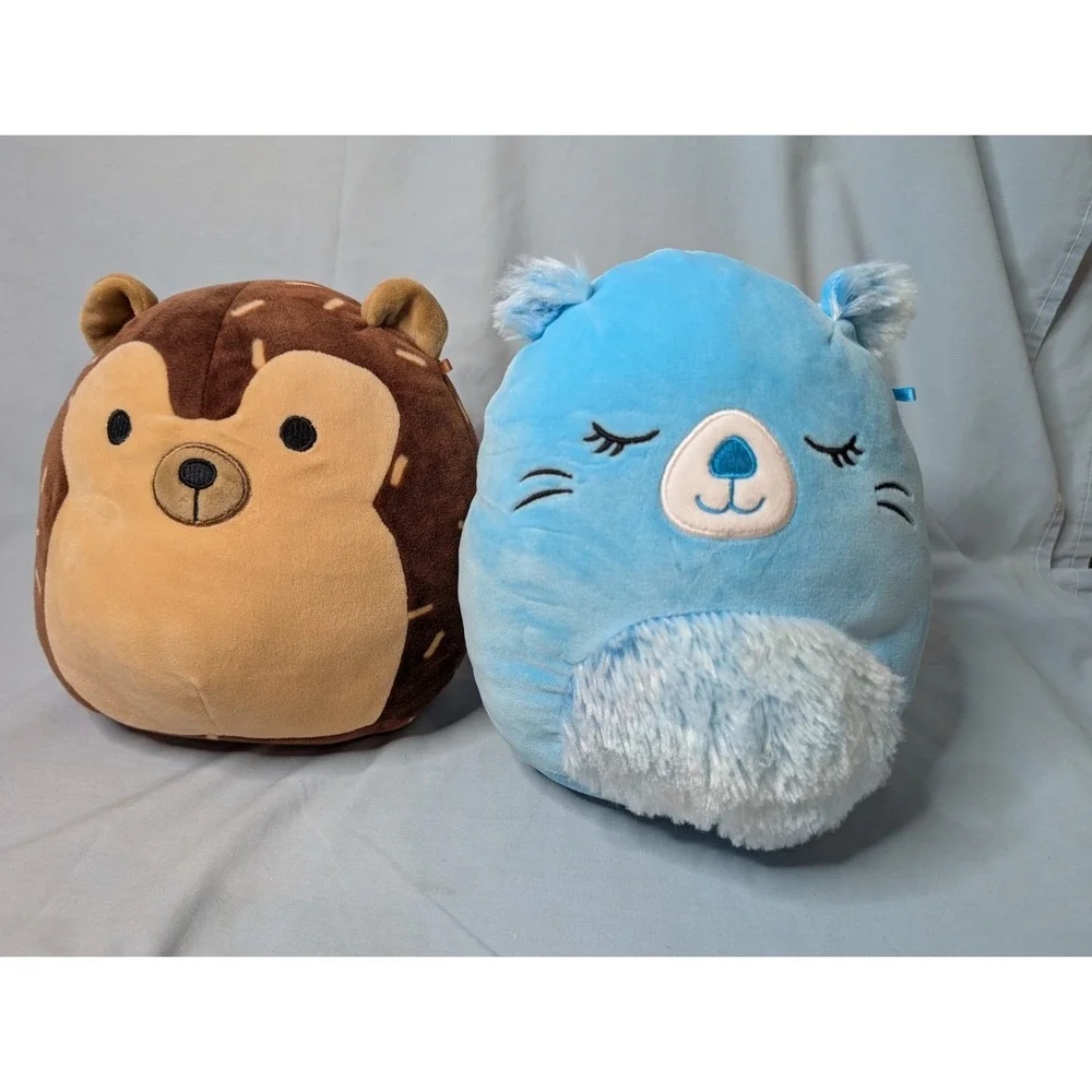 Squishmallow Bara the Blue Beaver 8